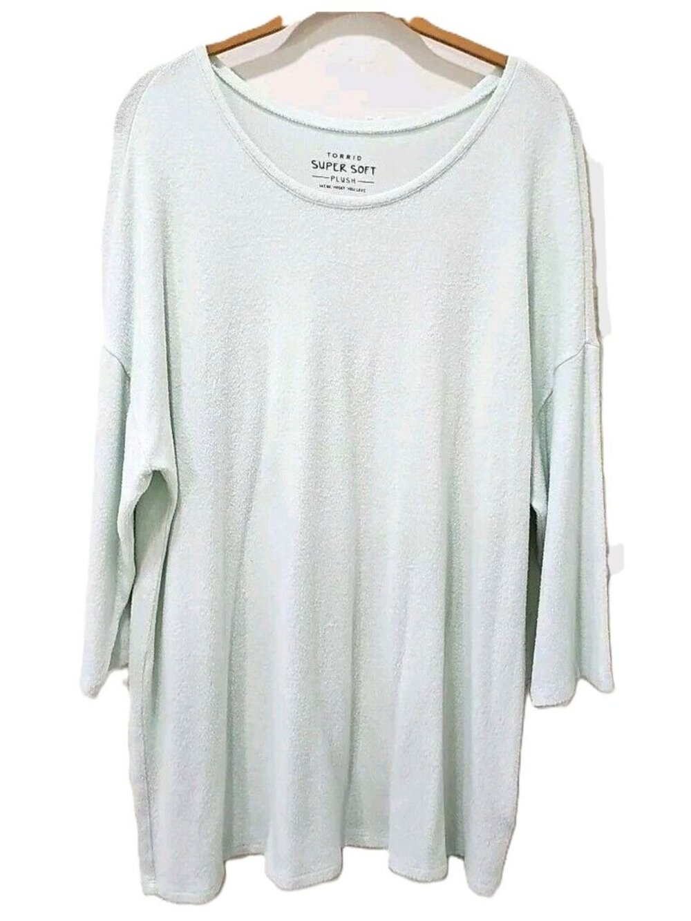 Super Soft Torrid Mint Fuzzy Hacci Shirt sz3